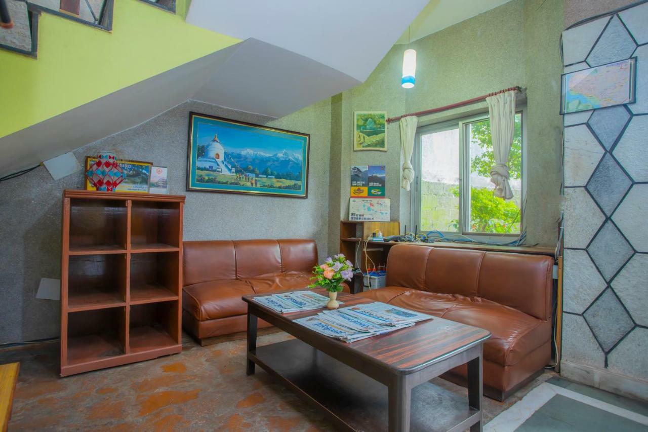 Spot On 445 New Hotel Natureland Pokhara Exteriör bild